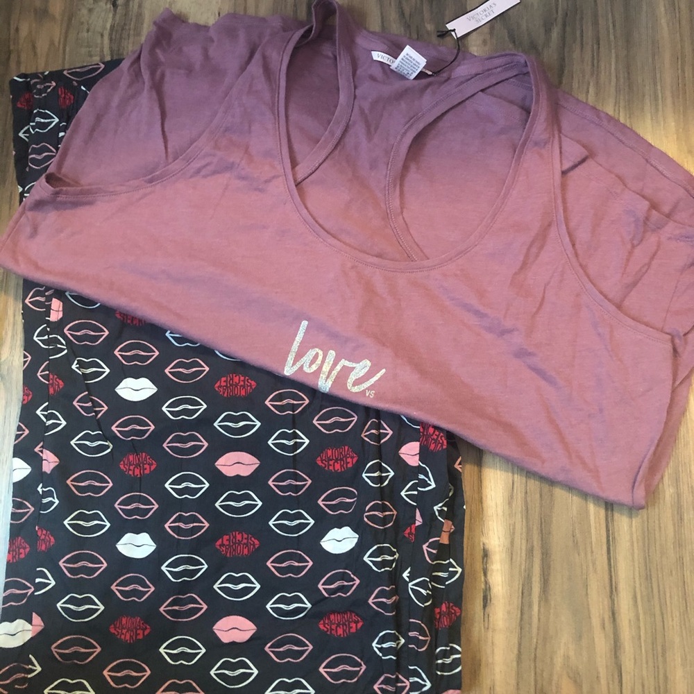 VS pajama set